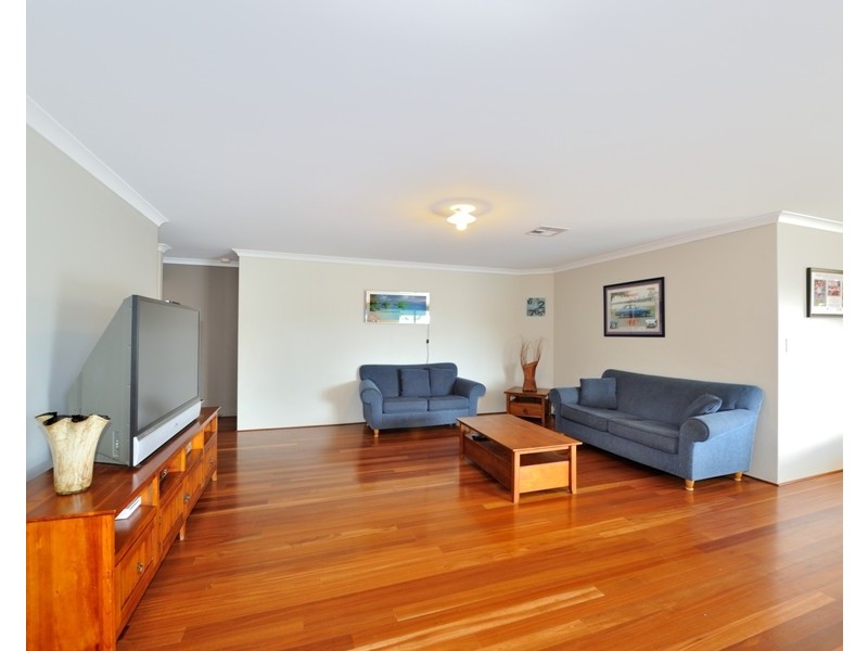 6 Yampi Vale, Secret Harbour WA 6173