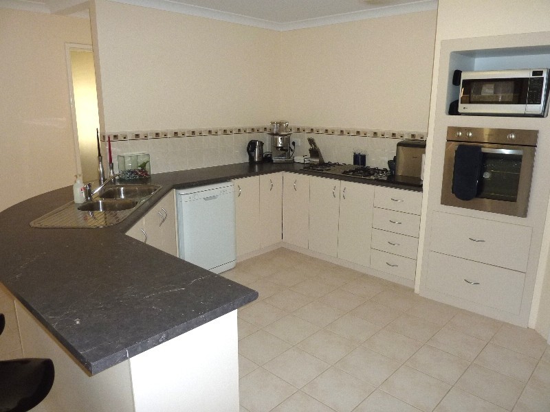 13 Twilight Ridge, Secret Harbour WA 6173