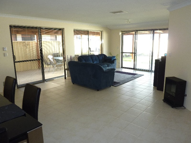 13 Twilight Ridge, Secret Harbour WA 6173