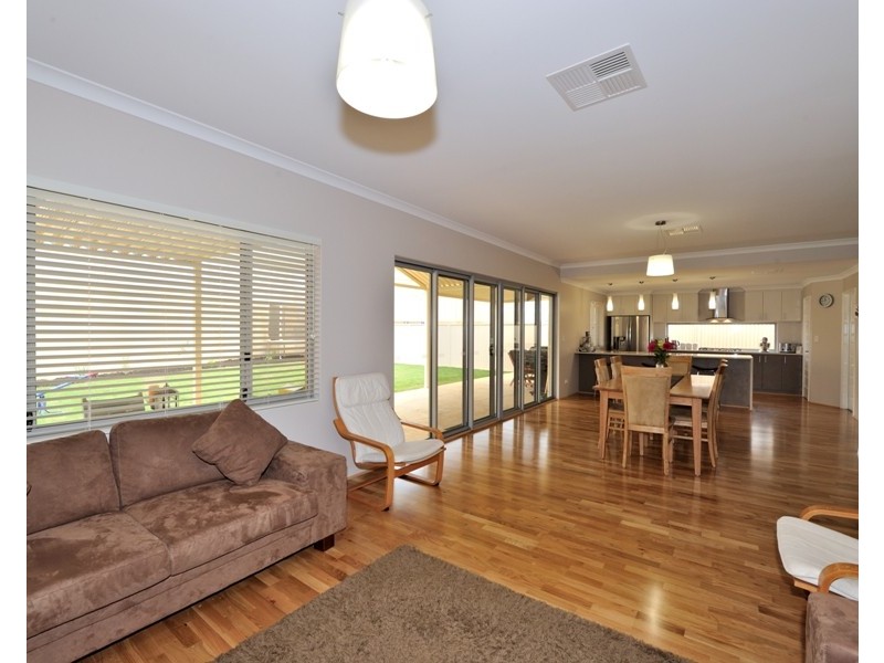 17 Mesa Link, Baldivis WA 6171