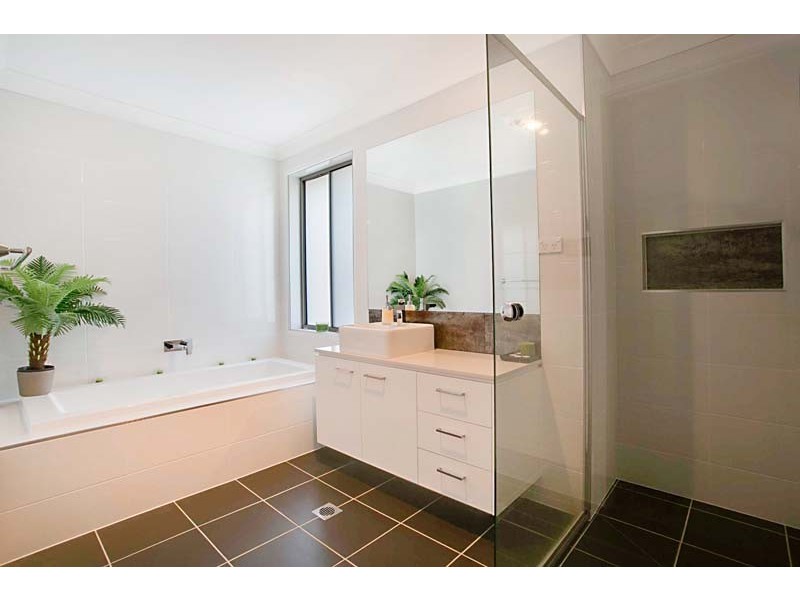 35 Yerrang Avenue, Glenmore Park NSW 2745