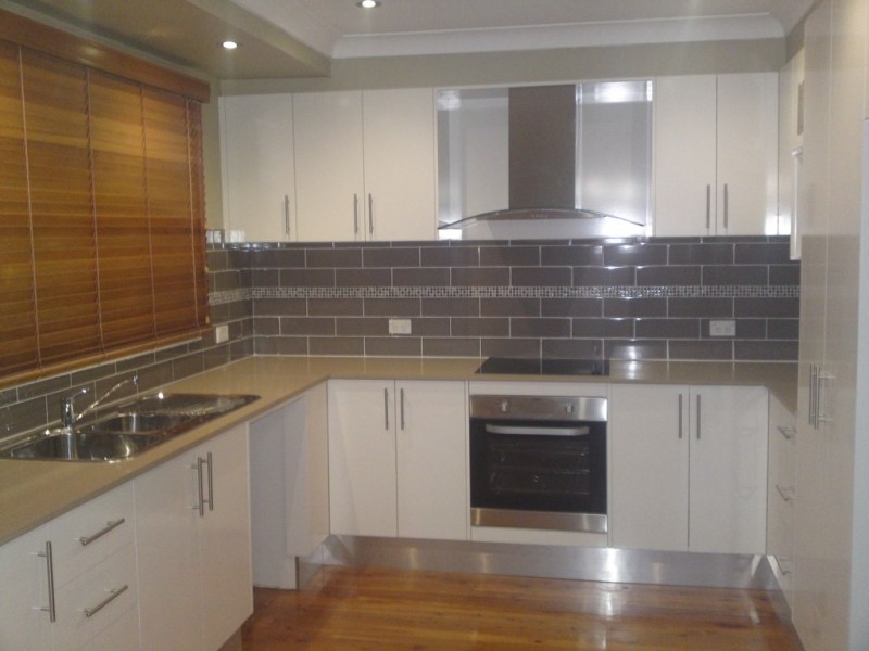 28 Chesterfield Rd, South Penrith NSW 2750