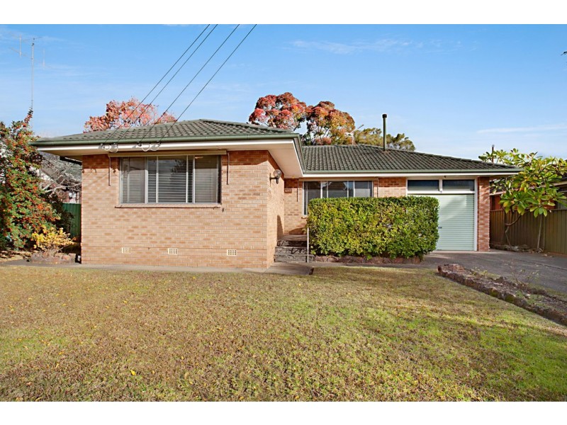 4 Kennedy Drive, South Penrith NSW 2750