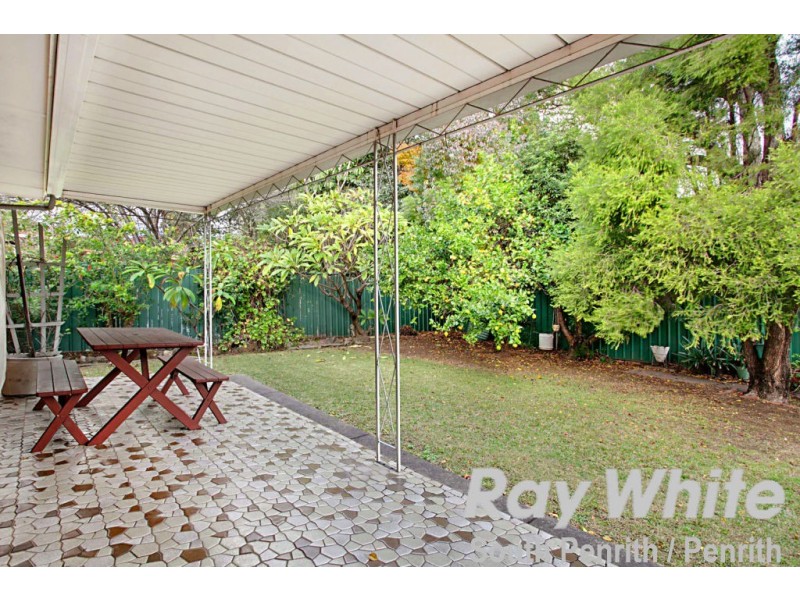 4 Kennedy Drive, South Penrith NSW 2750