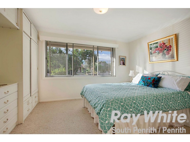 4 Kennedy Drive, South Penrith NSW 2750