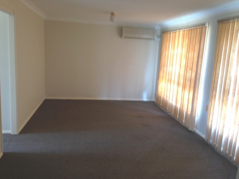 4B Yarra Place, Glenmore Park NSW 2745