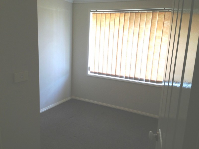 4B Yarra Place, Glenmore Park NSW 2745