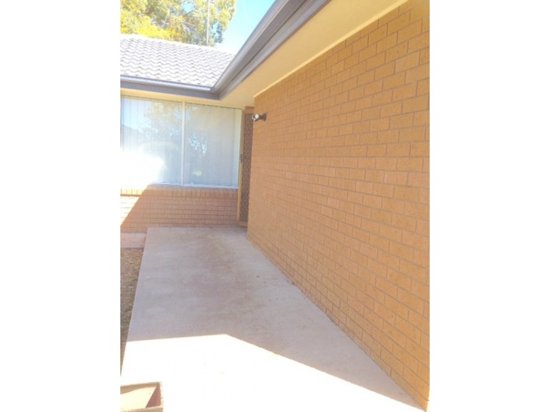 9 Kinmont Road, South Penrith NSW 2750