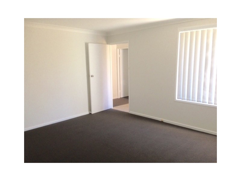 9 Kinmont Road, South Penrith NSW 2750