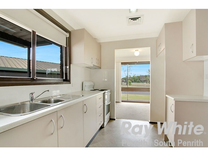 3 Kiaka Crescent, Jamisontown NSW 2750