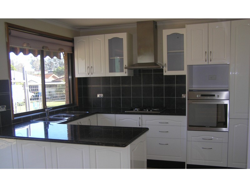 57 Corio Drive, St Clair NSW 2759