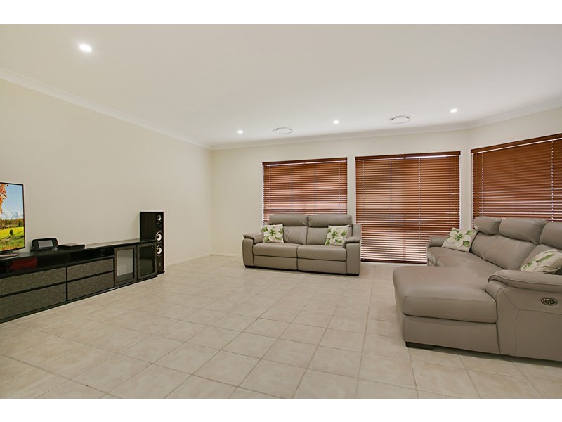 7 Karingal Court, Glenmore Park NSW 2745