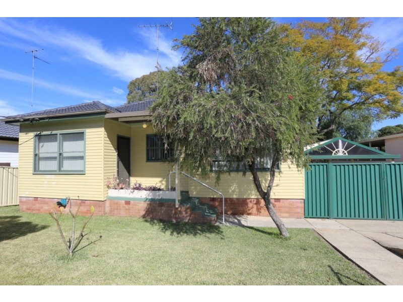 232 Carpenter Street, St Marys NSW 2760