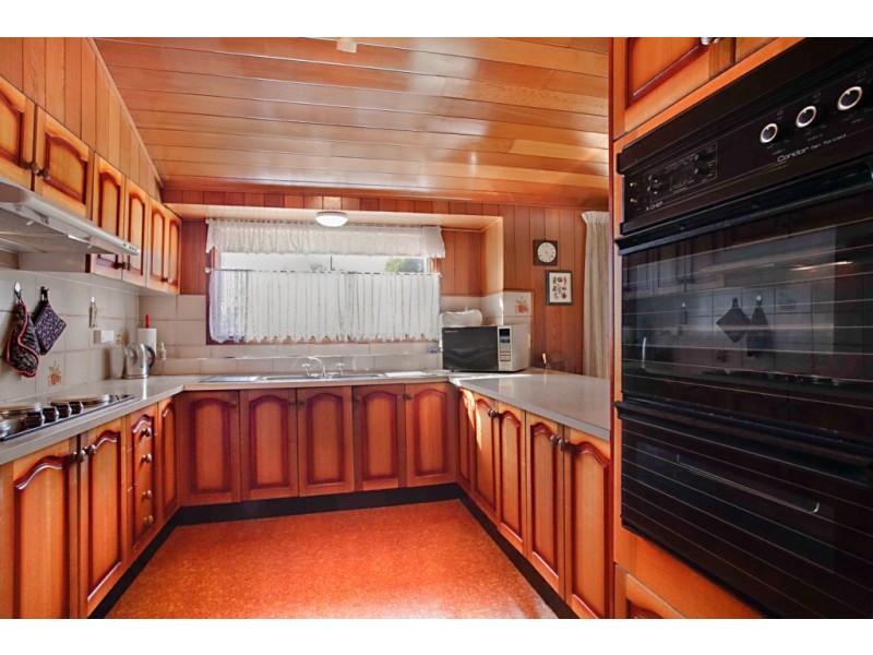 27 Hartog Drive, Werrington County NSW 2747