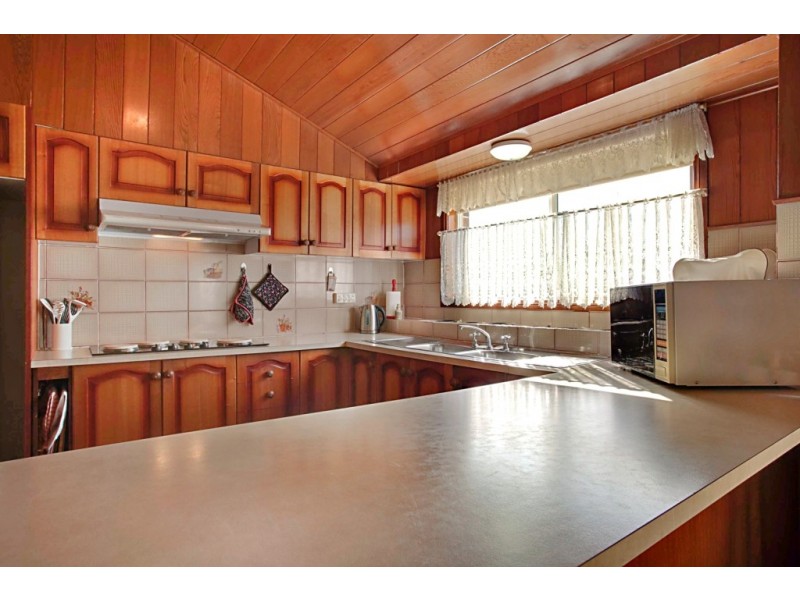 27 Hartog Drive, Werrington County NSW 2747