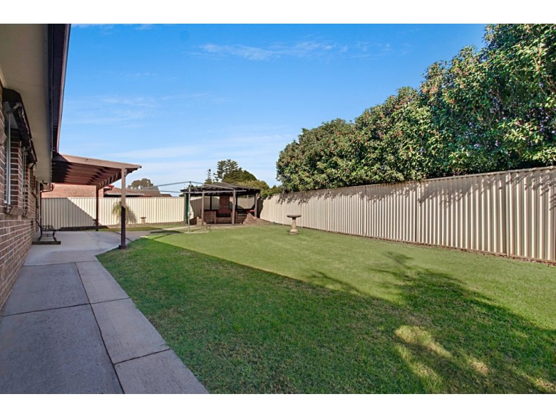 27 Hartog Drive, Werrington County NSW 2747