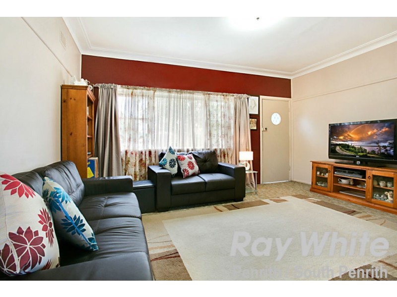 50 Elizabeth Crescent, Kingswood NSW 2747