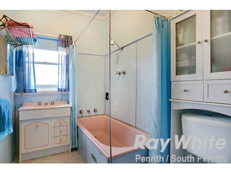 50 Elizabeth Crescent, Kingswood NSW 2747