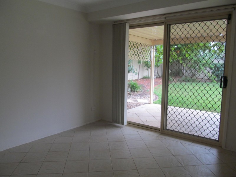 15 Chopin Crescent, Claremont Meadows NSW 2747