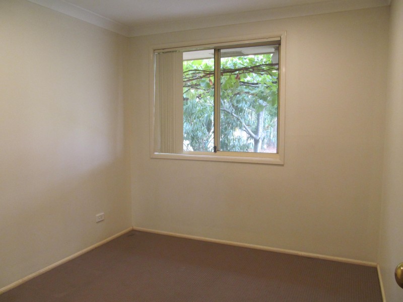 15 Chopin Crescent, Claremont Meadows NSW 2747