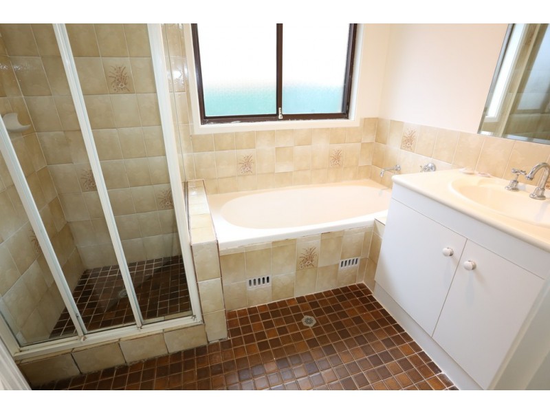 24 Jeffrey Avenue, St Clair NSW 2759