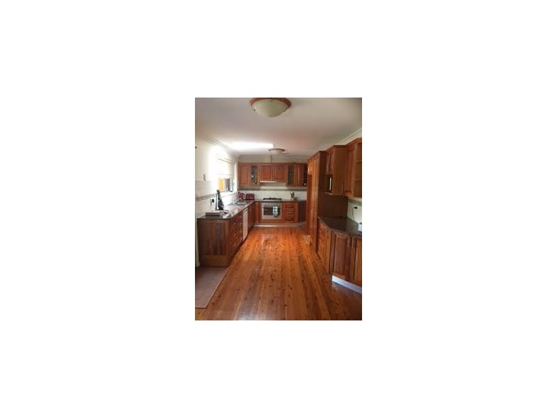 42 The Road, Penrith NSW 2750