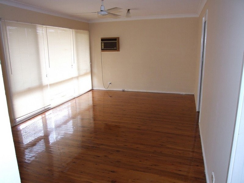 21 Barr Street, Colyton NSW 2760