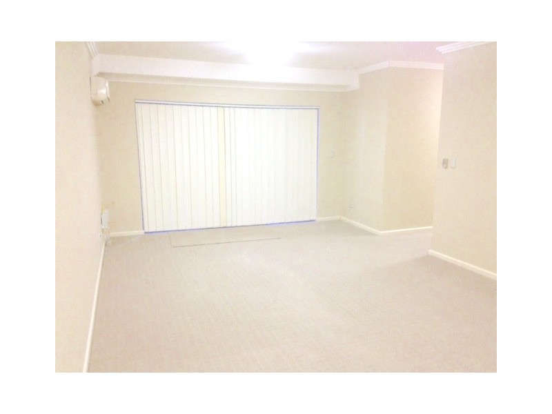 2/17 Haynes Street, Penrith NSW 2750