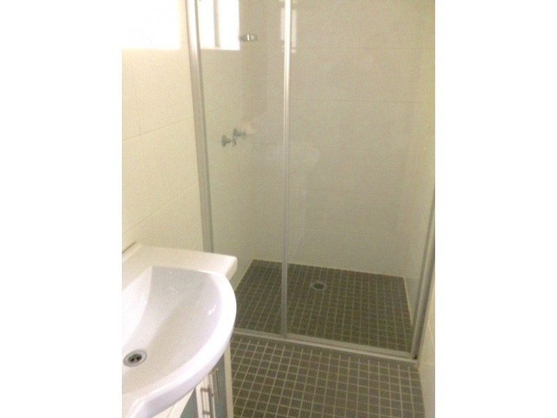 2/17 Haynes Street, Penrith NSW 2750