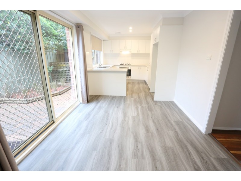 15/61 Retreat Drive, Penrith NSW 2750