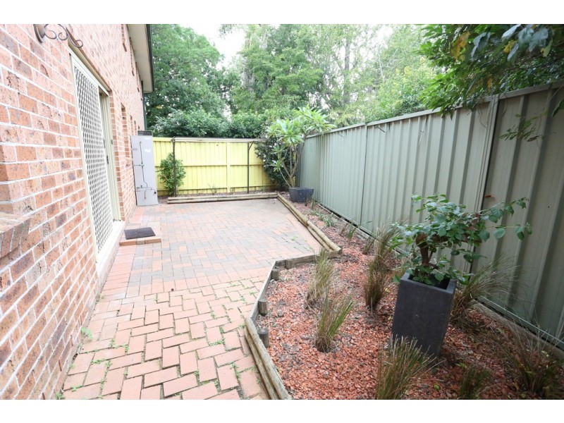 15/61 Retreat Drive, Penrith NSW 2750