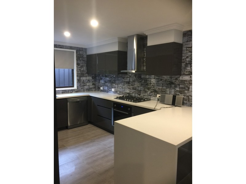 6 Oakland Parade, Werrington Downs NSW 2747