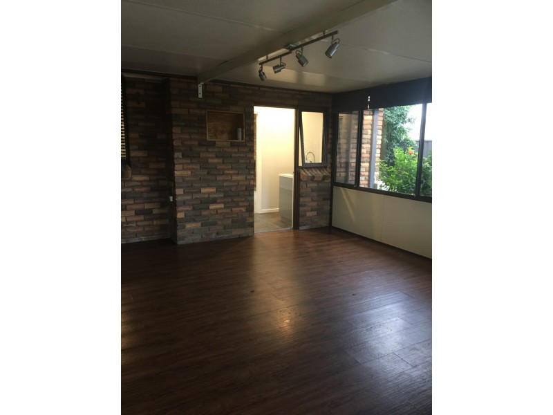 6 Oakland Parade, Werrington Downs NSW 2747