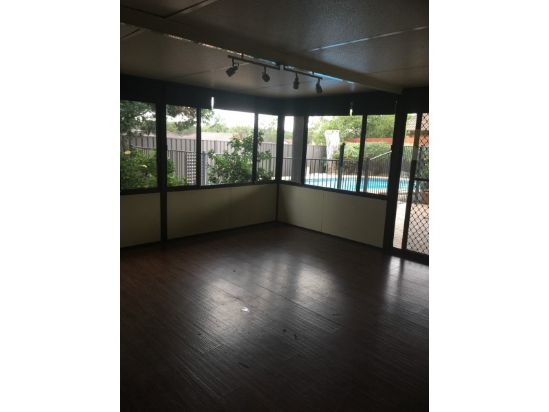 6 Oakland Parade, Werrington Downs NSW 2747