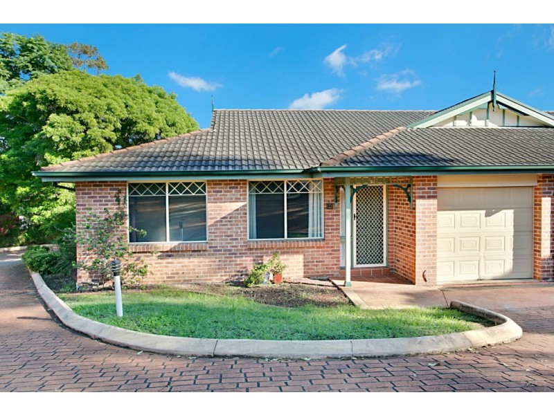 2/132 Coreen Avenue, Penrith NSW 2750