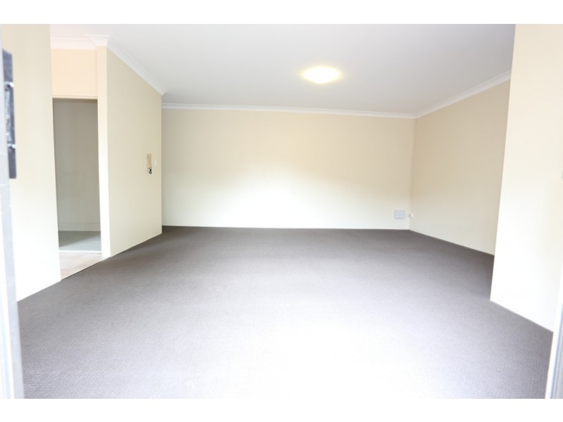23/1-3 York Rd, Penrith NSW 2750