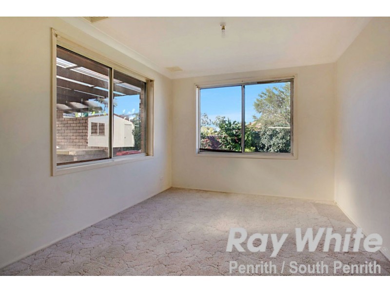 7 Oag Crescent, Kingswood NSW 2747