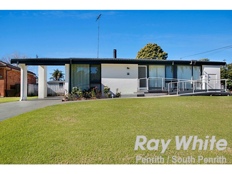 18 Loxwood Avenue, Cambridge Park NSW 2747