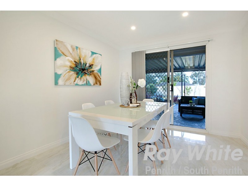 8 Madigan Drive, Werrington County NSW 2747