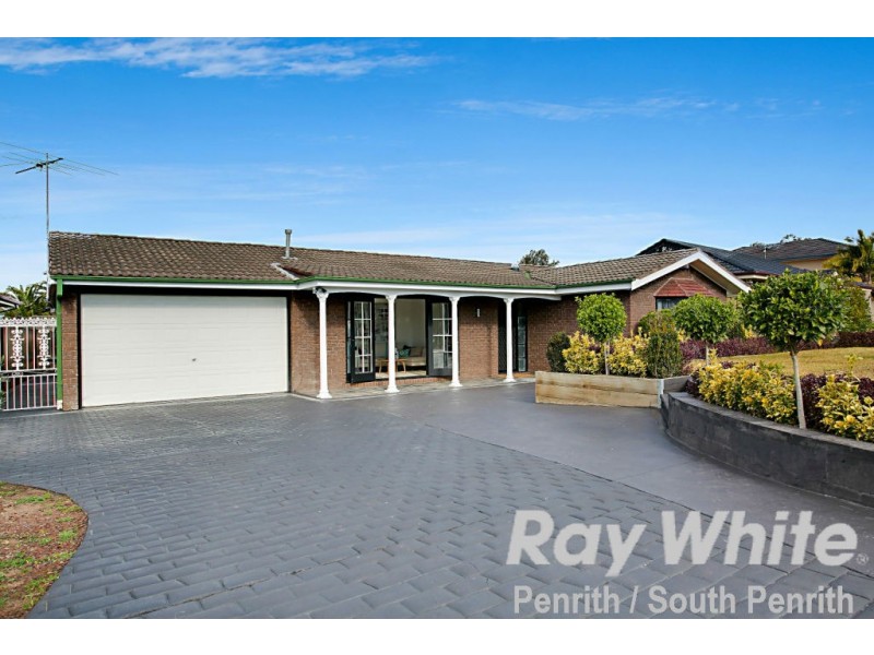 8 Madigan Drive, Werrington County NSW 2747