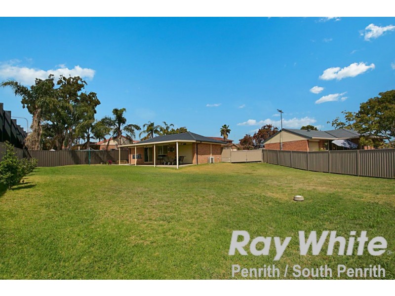 11 Wren Place, Claremont Meadows NSW 2747