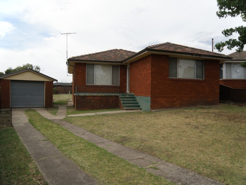 33 Hilliger Road, South Penrith NSW 2750