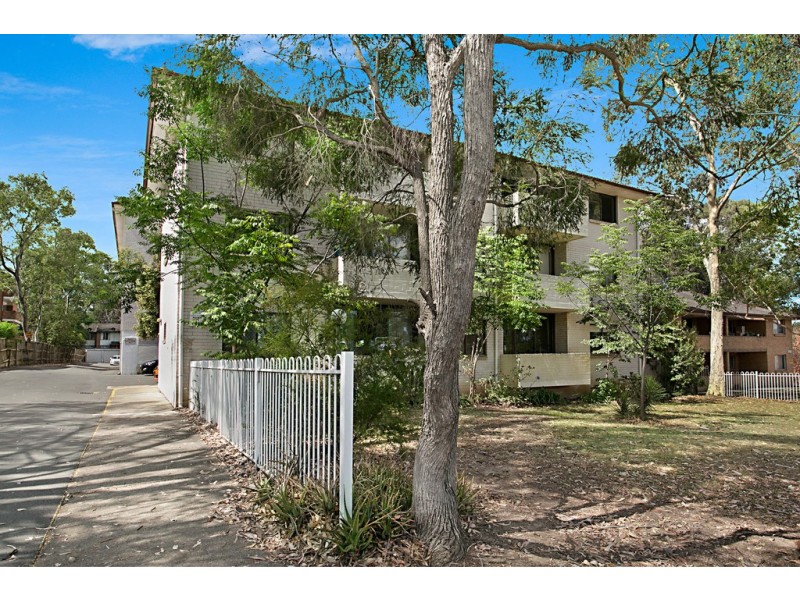 2/56 Park Avenue, Kingswood NSW 2747