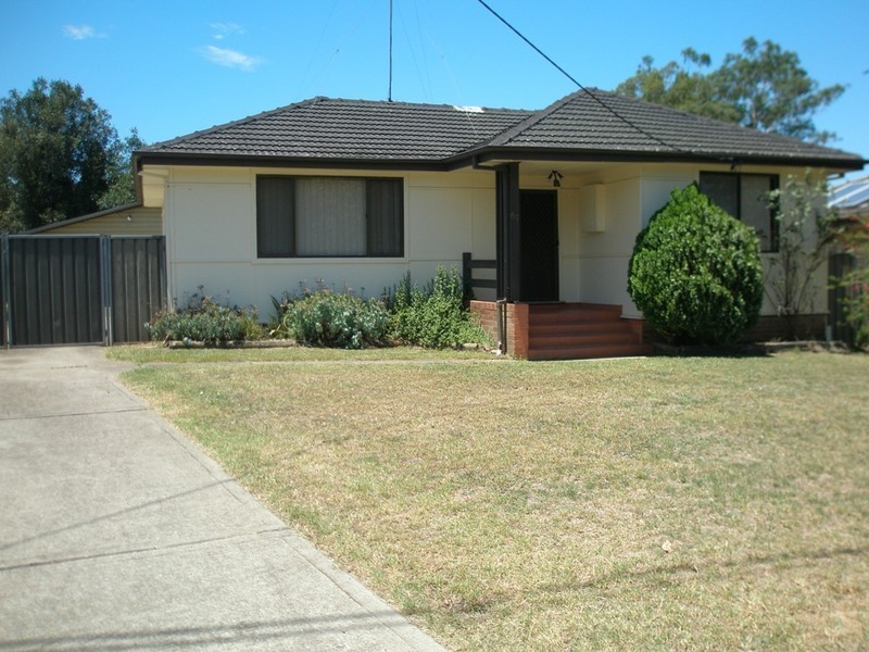 67 Penrose Crescent, South Penrith NSW 2750
