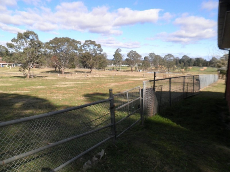 56 Polo Road, Rossmore NSW 2557