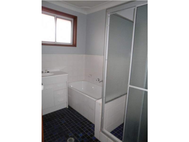 9 Kinmont Road, South Penrith NSW 2750