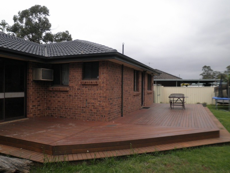 37 Eucalyptus Drive, Cranebrook NSW 2749