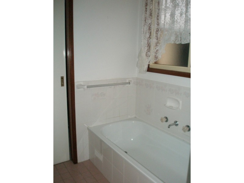 2 Hercules Close, Cranebrook NSW 2749