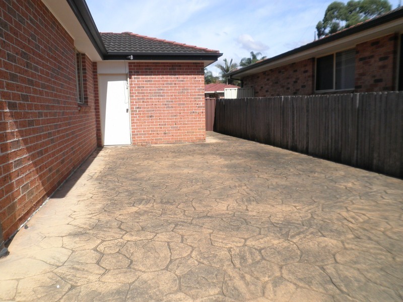 104 Sunflower Drive, Claremont Meadows NSW 2747