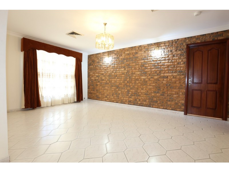 10 Oakland Parade, Werrington Downs NSW 2747